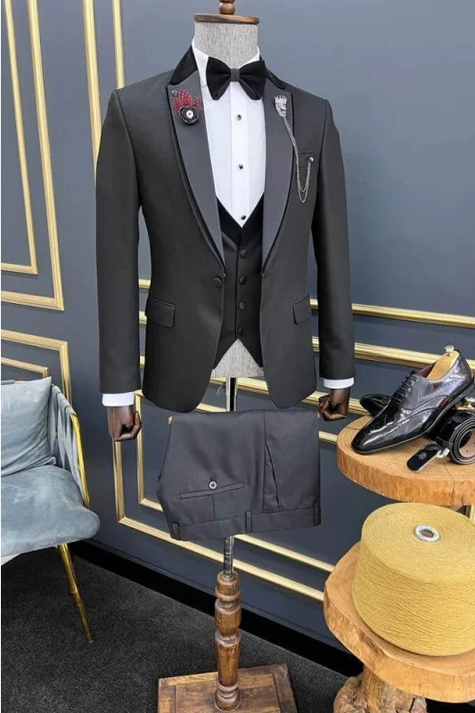 Chic Dark Gray Peaked Lapel Three Pieces Business Suits Tuxedo for Men Slim Fit